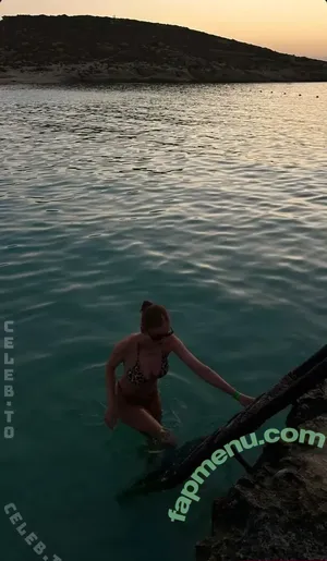 Nellyncy / nelly.ncy nude photo #0116