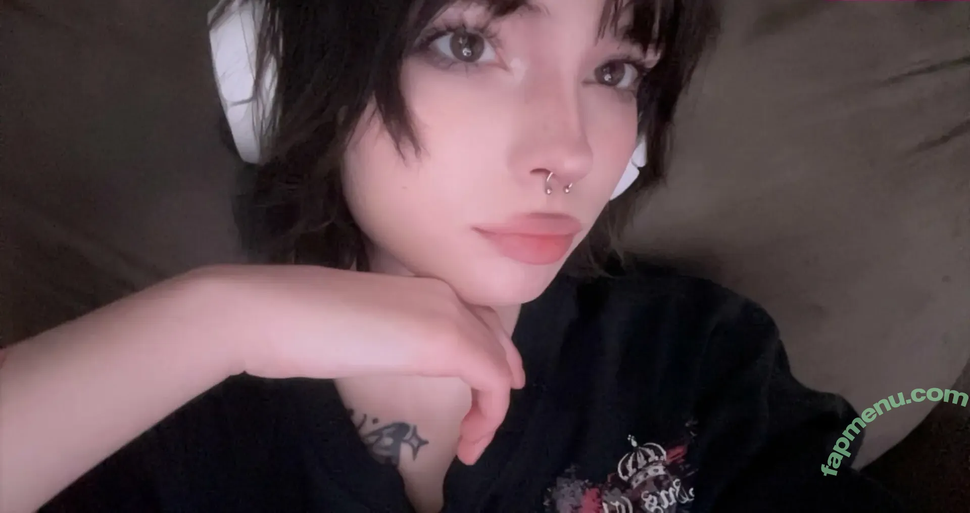 Nemetito nude photo #0064 (Anxorphia / Nemera / djnemeti / manolatenti)