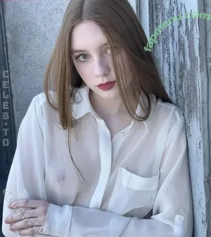 Nemezi.s aka rebekadurkia / rebekadurkia / sedcards nude photo #0002