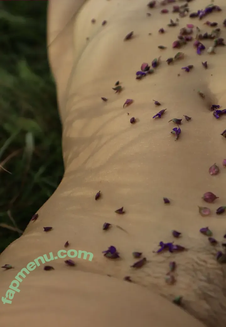 Nemmy Horin nude photo #0585 (Lolek / loless / nemmy_horin)