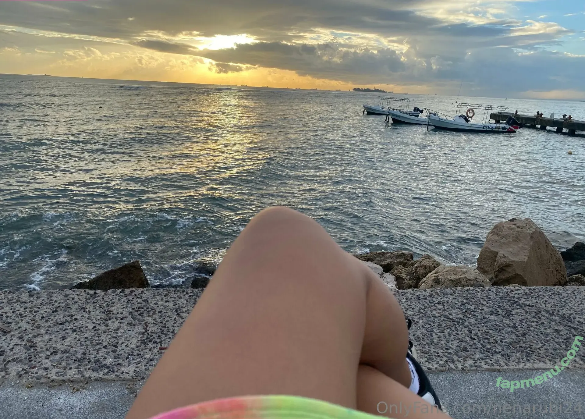 nenarubi24 nude photo #0010 (nenarubi24)