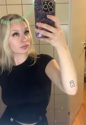 Nenna Nieminen / Baddienenna / nennanieminenn nude photo #0037