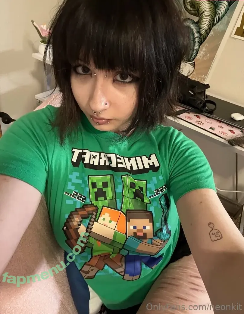 neonkit nude photo #0006 (imneonkitten)