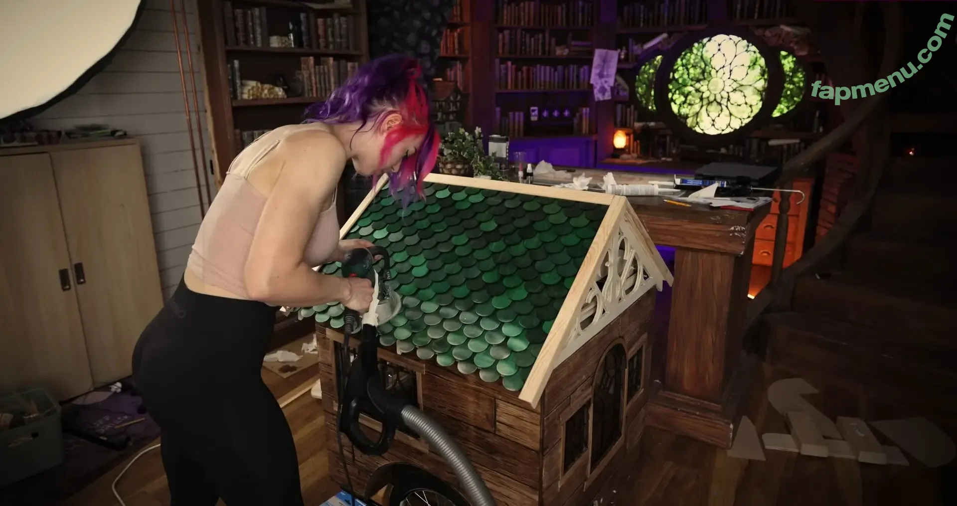 NerdForge nude photo #0164 (Martina / queenrubber / thenerdforge)