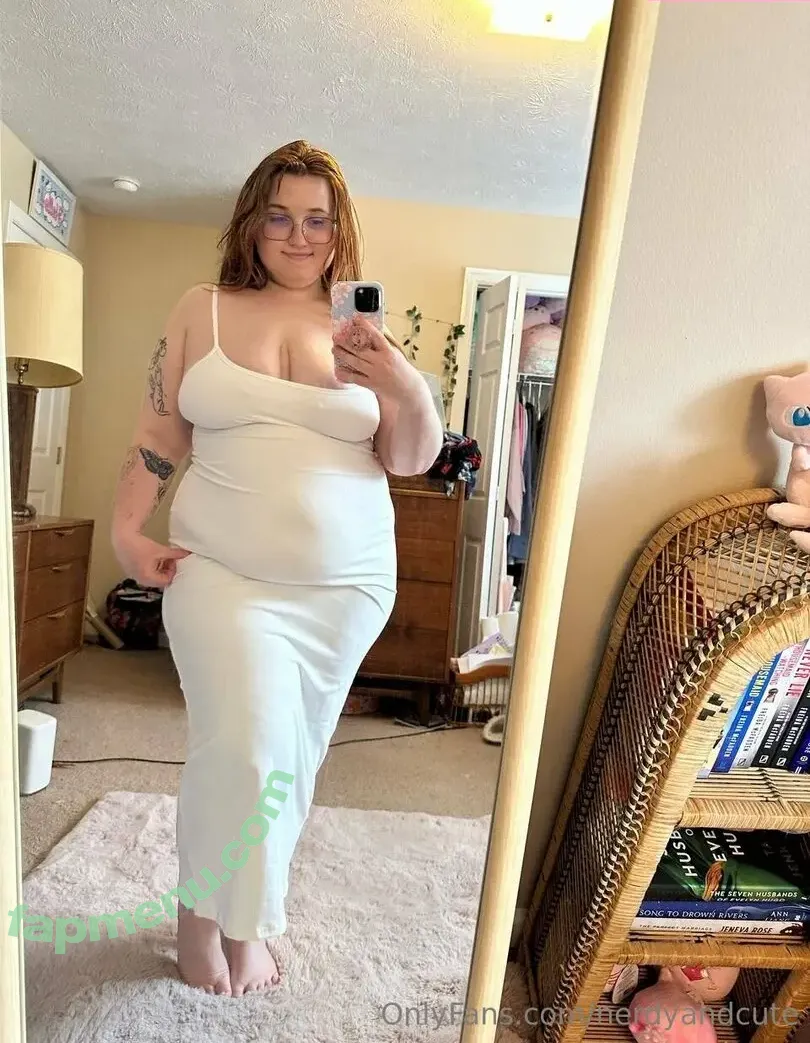 nerdyandcute nude photo #0001 (nerdyandcute)