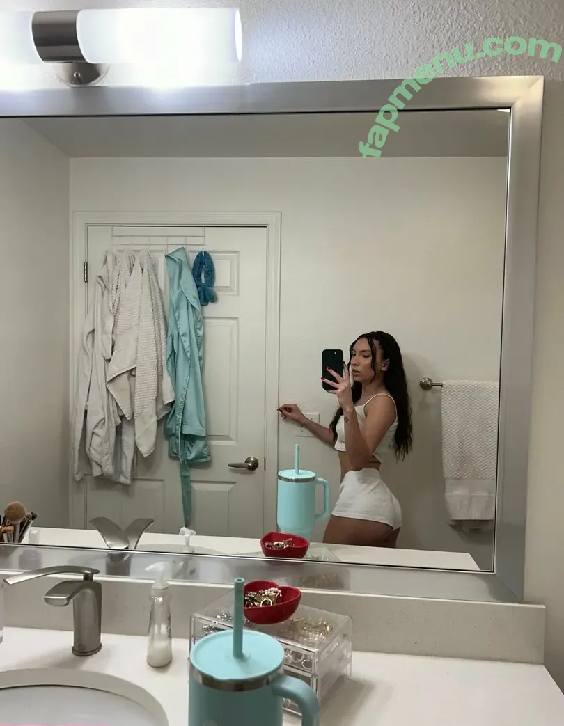 nerdybabe18 nude photo #0007 (nerdybabe18)