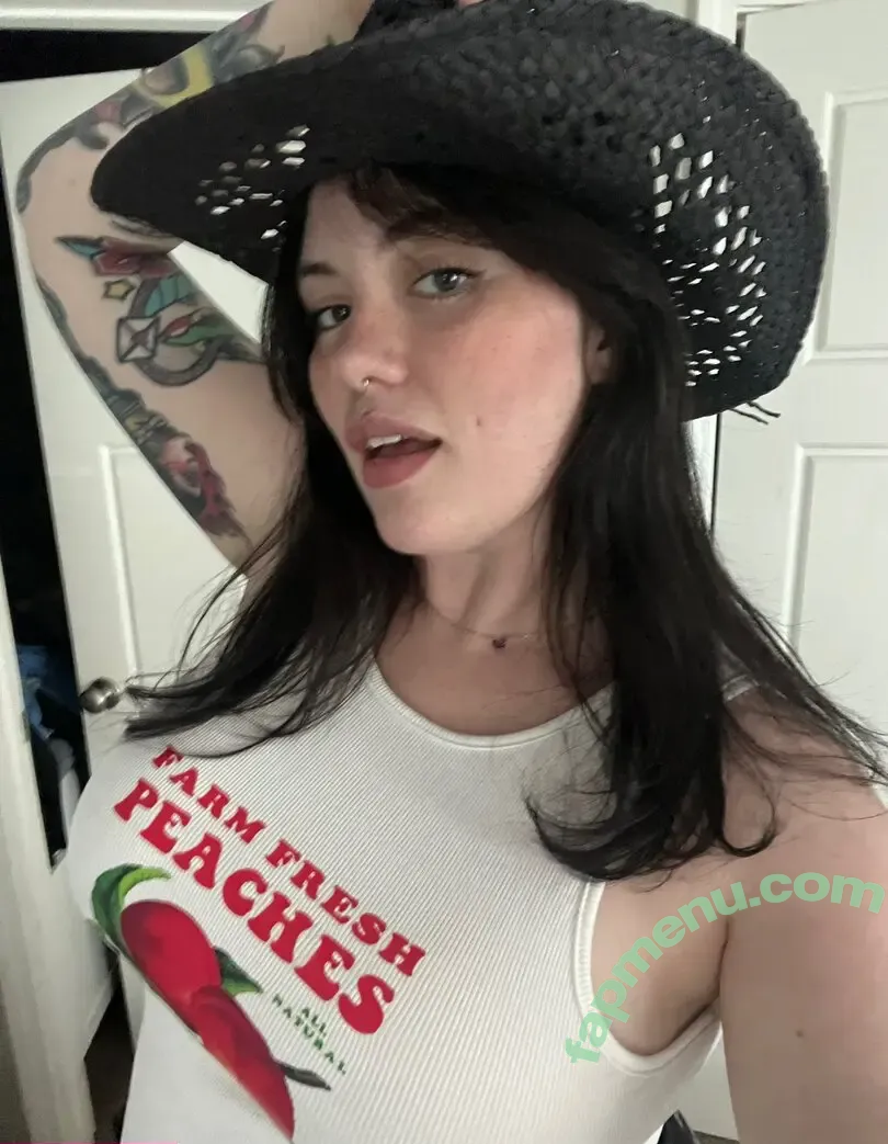 nerdydirtypeach nude photo #0025 (the_nerdy_peach)