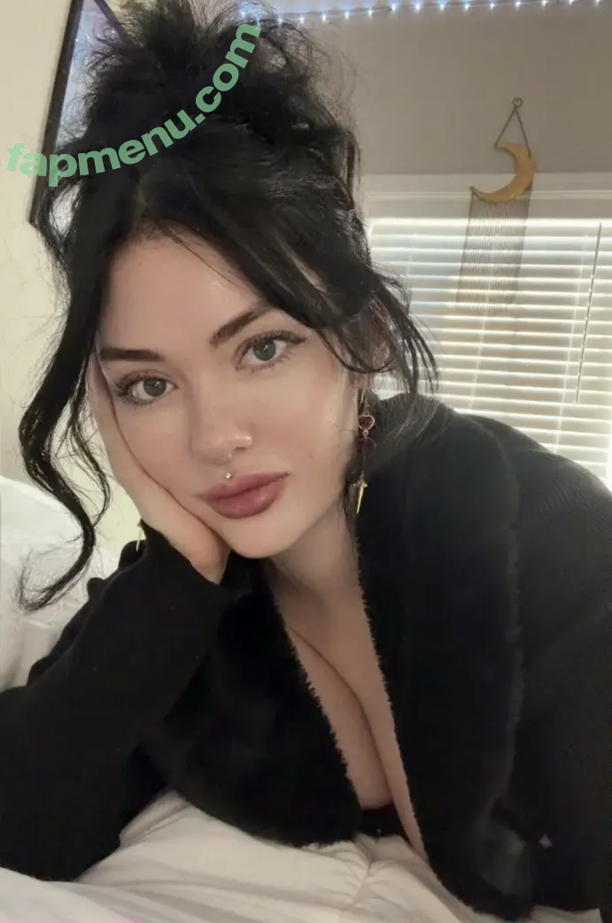 nerdydirtypeach nude photo #0108 (the_nerdy_peach)