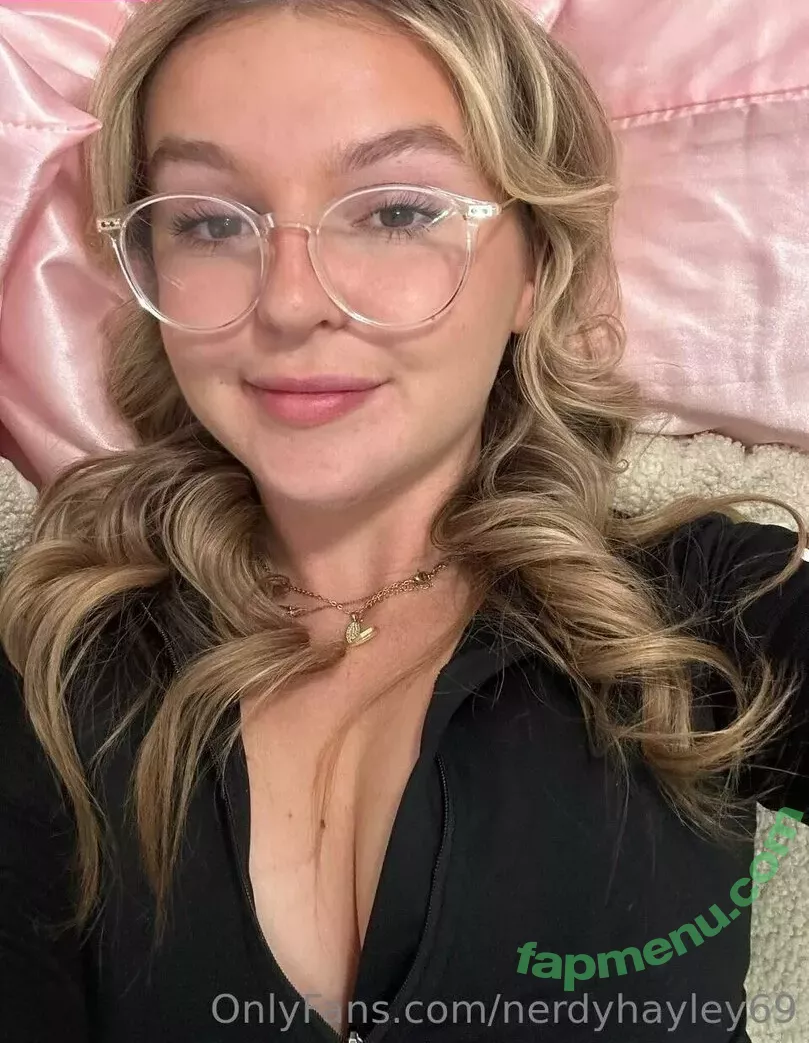 nerdyhayley69 nude photo #0074 (chaseelynnx)