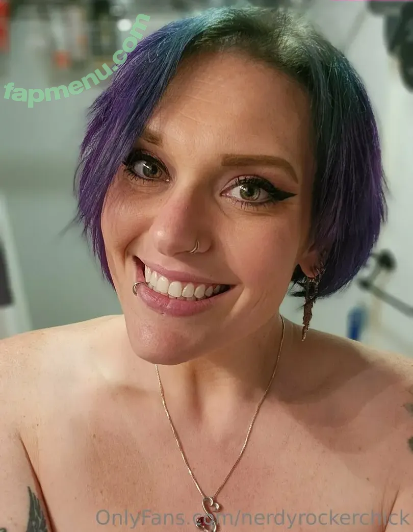 nerdyrockerchick nude photo #0042 (nerdyrockerchick)