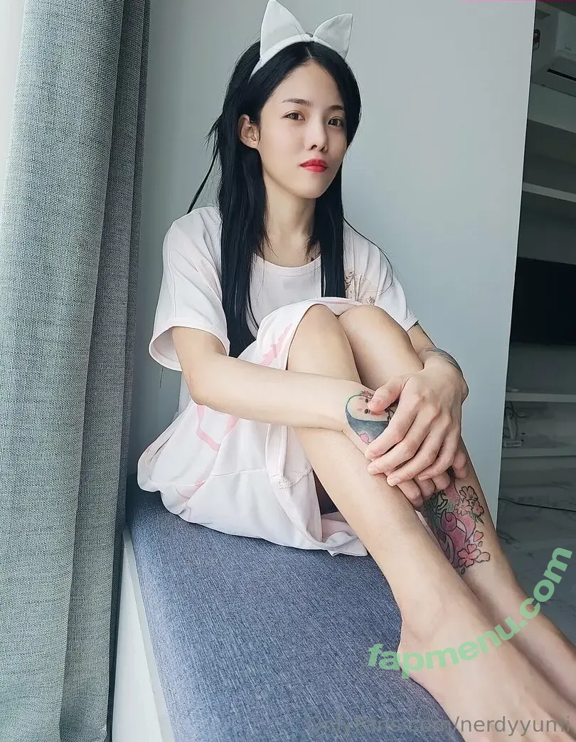 nerdyyumi nude photo #0158 (yumi_webtoon)