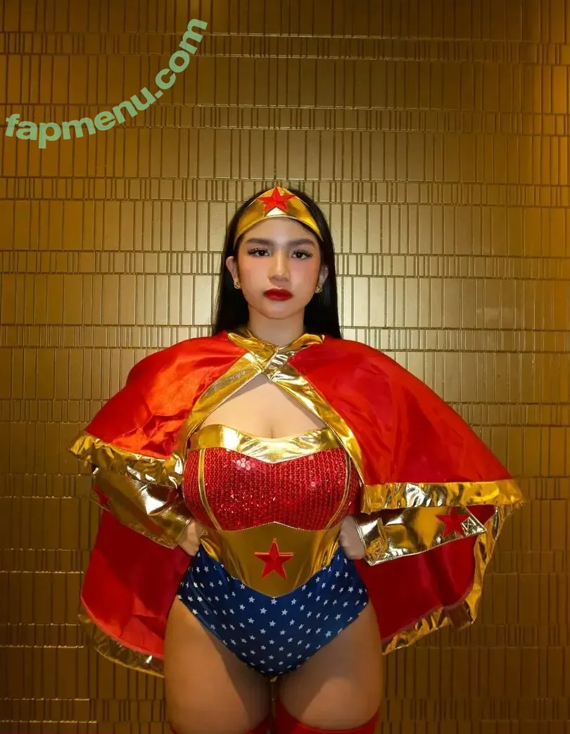 Neslyn Yauco nude photo #0093 (neslyn.ly)