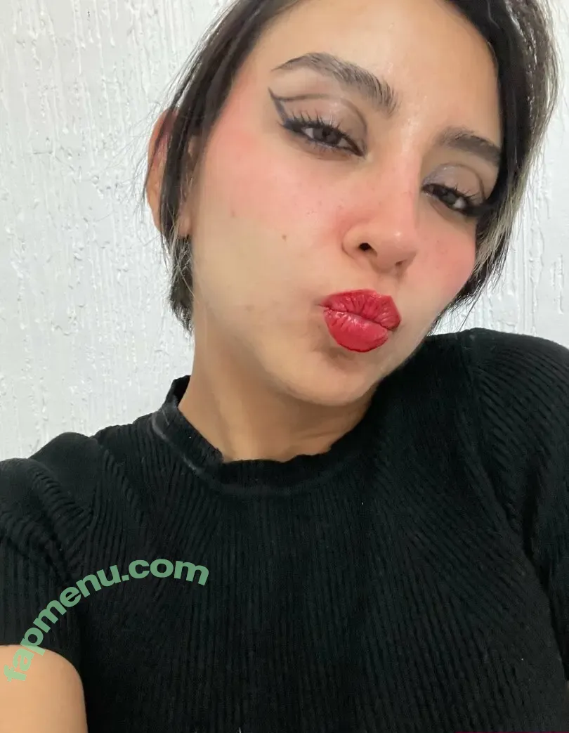 ness.ive nude photo #0001 (ivelorense)