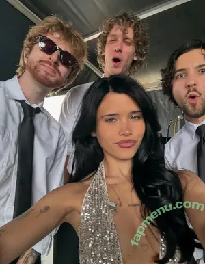 Nessa Barrett / moonologues / nessabarrett nude photo #0458