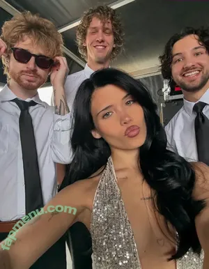 Nessa Barrett / moonologues / nessabarrett nude photo #0459