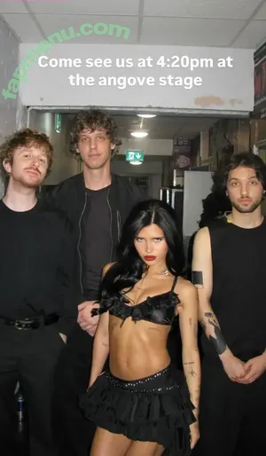 Nessa Barrett / nessabarrett nude photo #0528