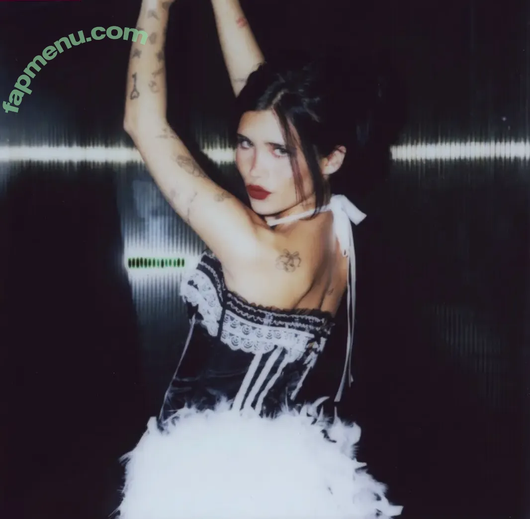 Nessa Barrett nude photo #0523 (nessabarrett)