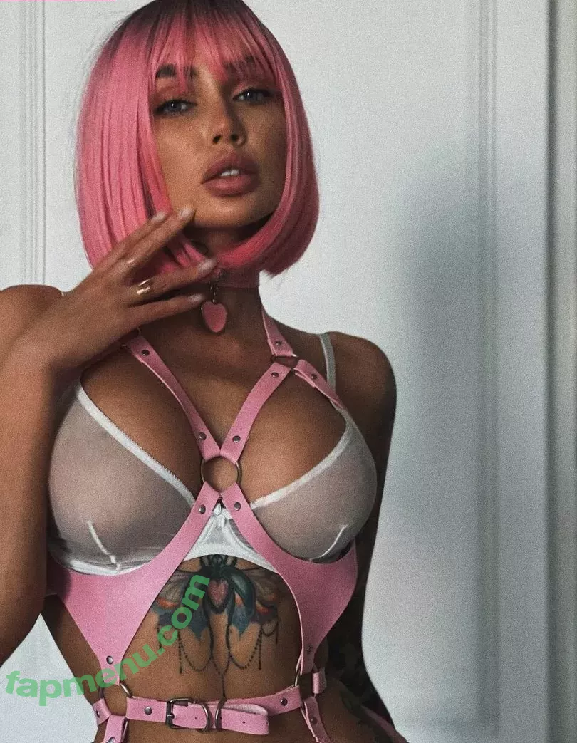 Nessa Orlova nude photo #0199 (nessaorlova / orlova_ness_life / rusmeganfox)