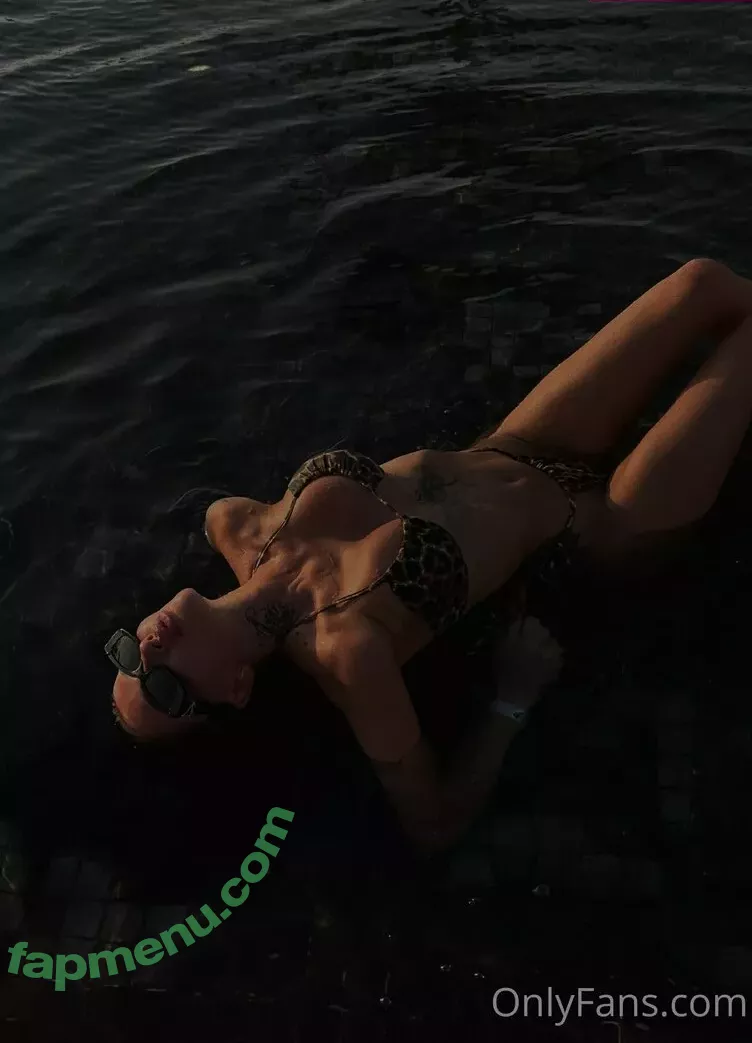 Nessa Orlova nude photo #0471 (nessaorlova / orlova_ness_life / rusmeganfox)
