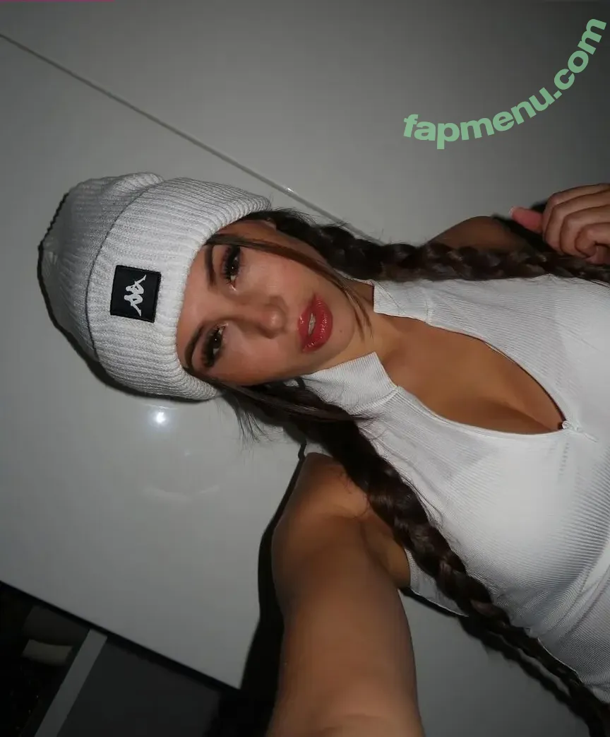Nessi.prm nude photo #0021 (Nessi.prm)