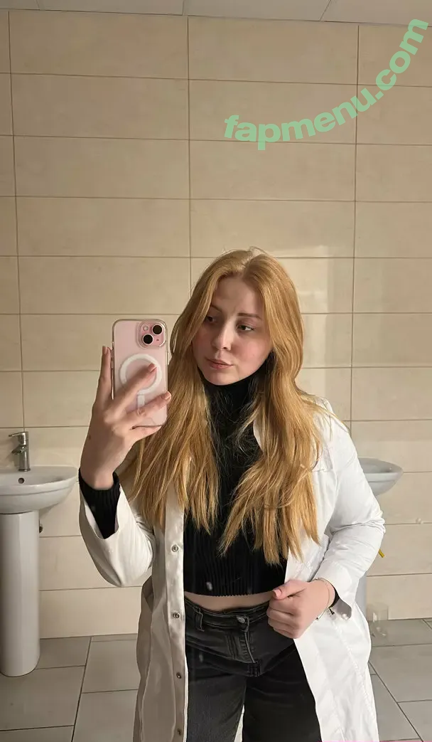 nestyya nude photo #0004 (nesty.ya)