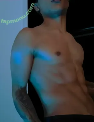 NetflixAndFill / netflixandfill_ nude photo #0002