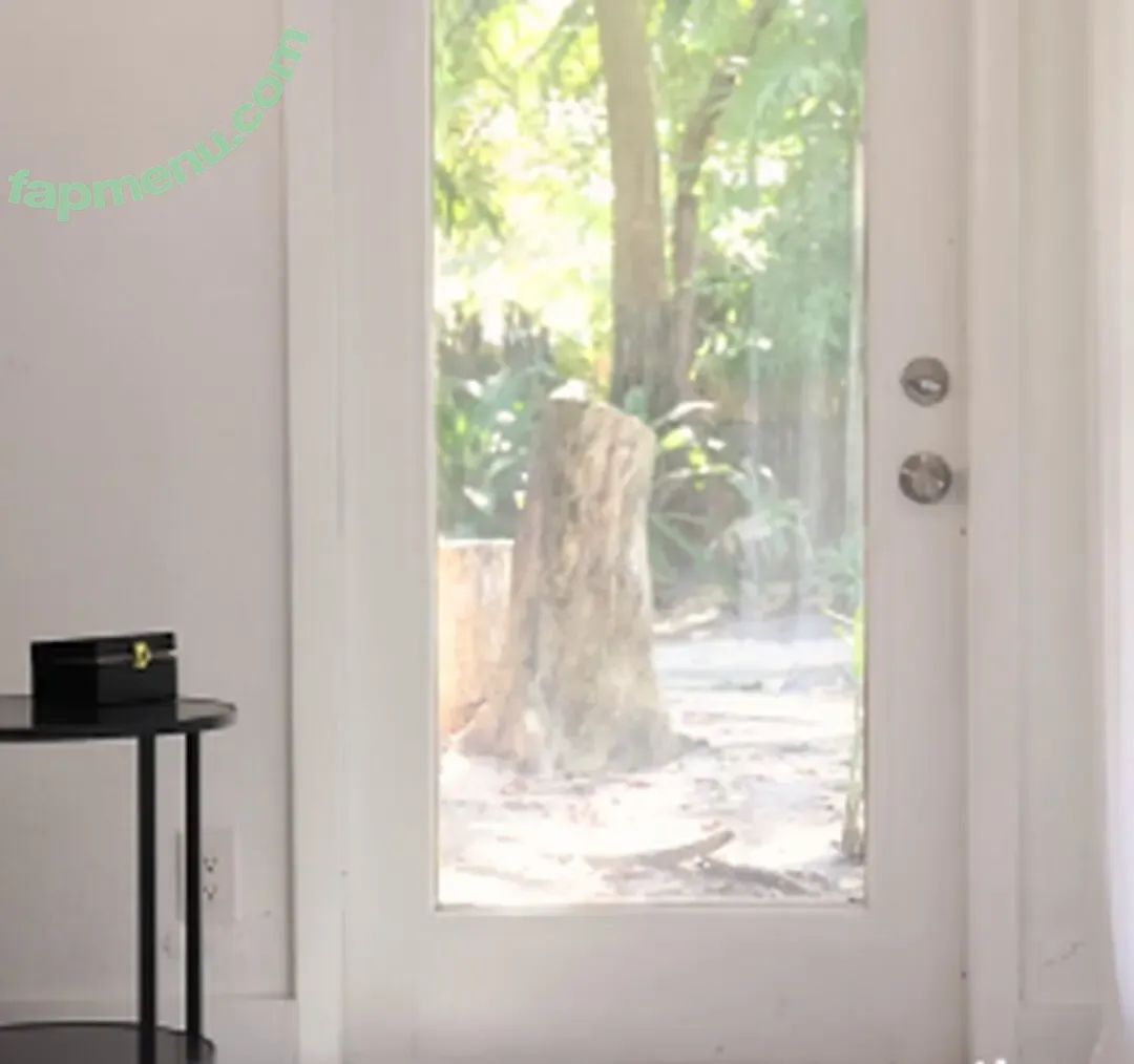 NetVideoGirls nude photo #0022 (netvideogirlsxofficial)