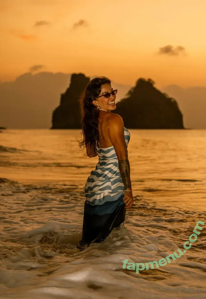 Neuronha Neurnha19 nude photo #0188 (Neuronha Neurnha19)