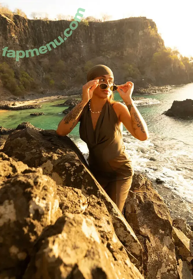 Neuronha Neurnha19 nude photo #0250 (Neuronha Neurnha19)