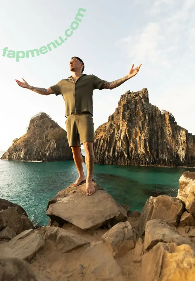 Neuronha Neurnha19 nude photo #0267 (Neuronha Neurnha19)