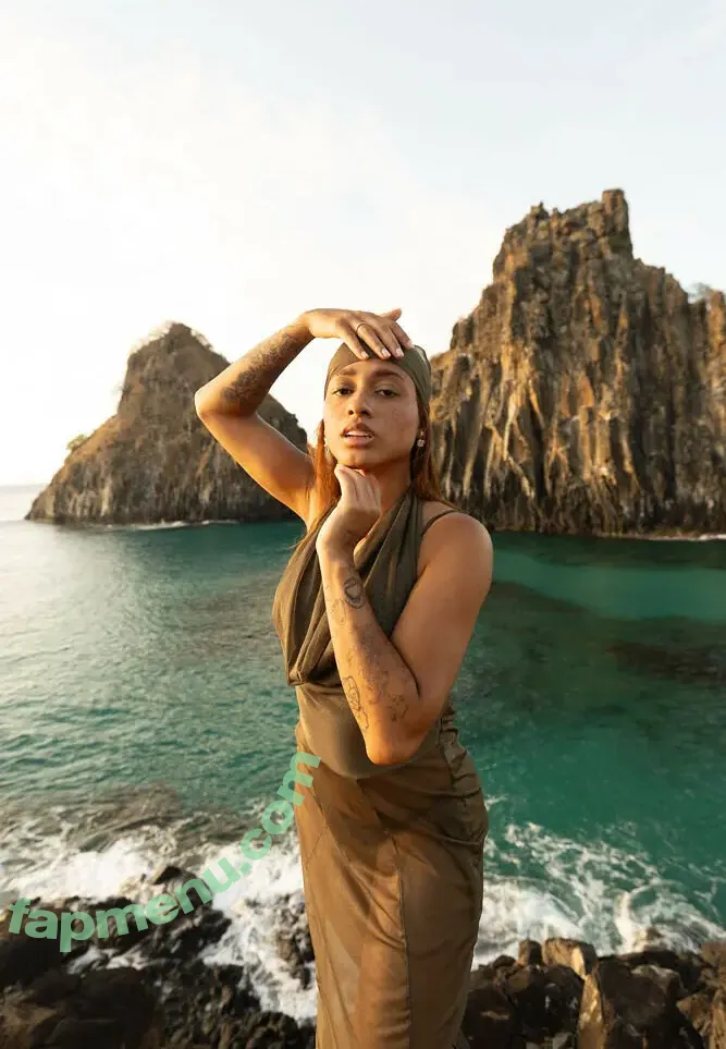 Neuronha Neurnha19 nude photo #0276 (Neuronha Neurnha19)