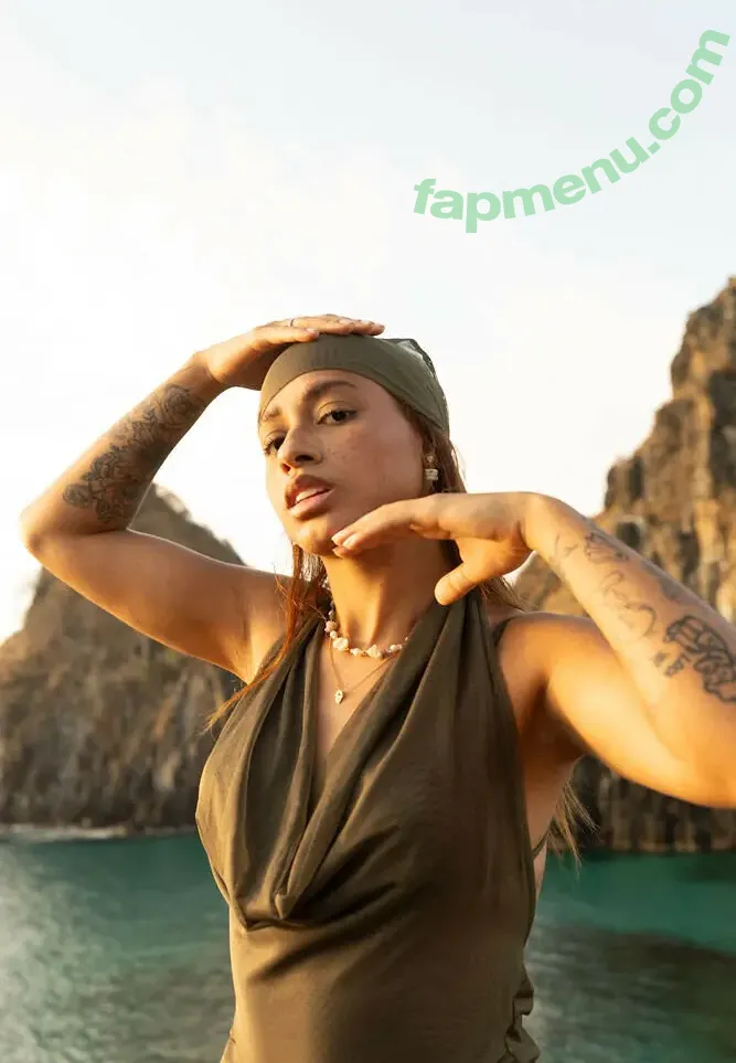 Neuronha Neurnha19 nude photo #0282 (Neuronha Neurnha19)