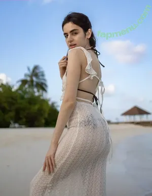Neva Samancı Gökçe / nevasamanci nude photo #0005