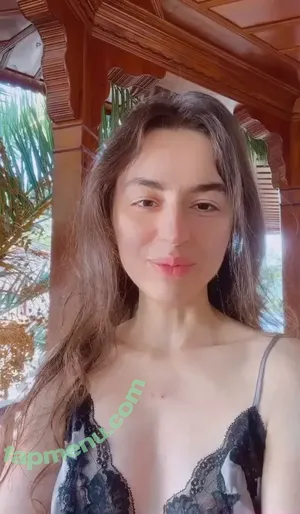 Neva Samancı Gökçe / nevasamanci nude photo #0146