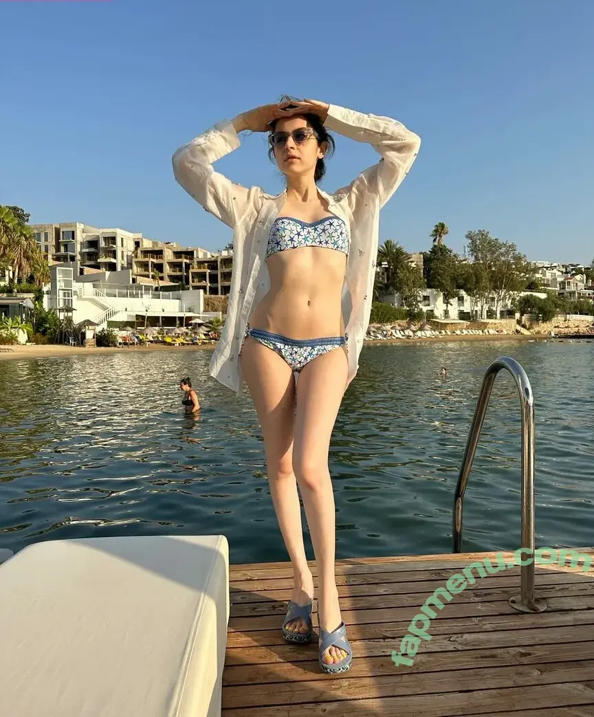 Neva Samancı Gökçe nude photo #0115 (nevasamanci)