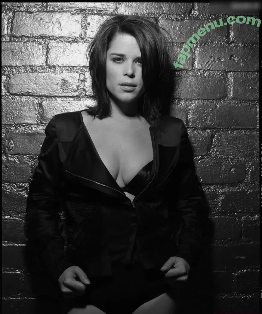 Neve Campbell nude photo #0119 (nevecampbell)