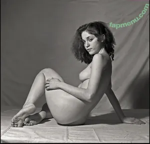  nude photo #0007