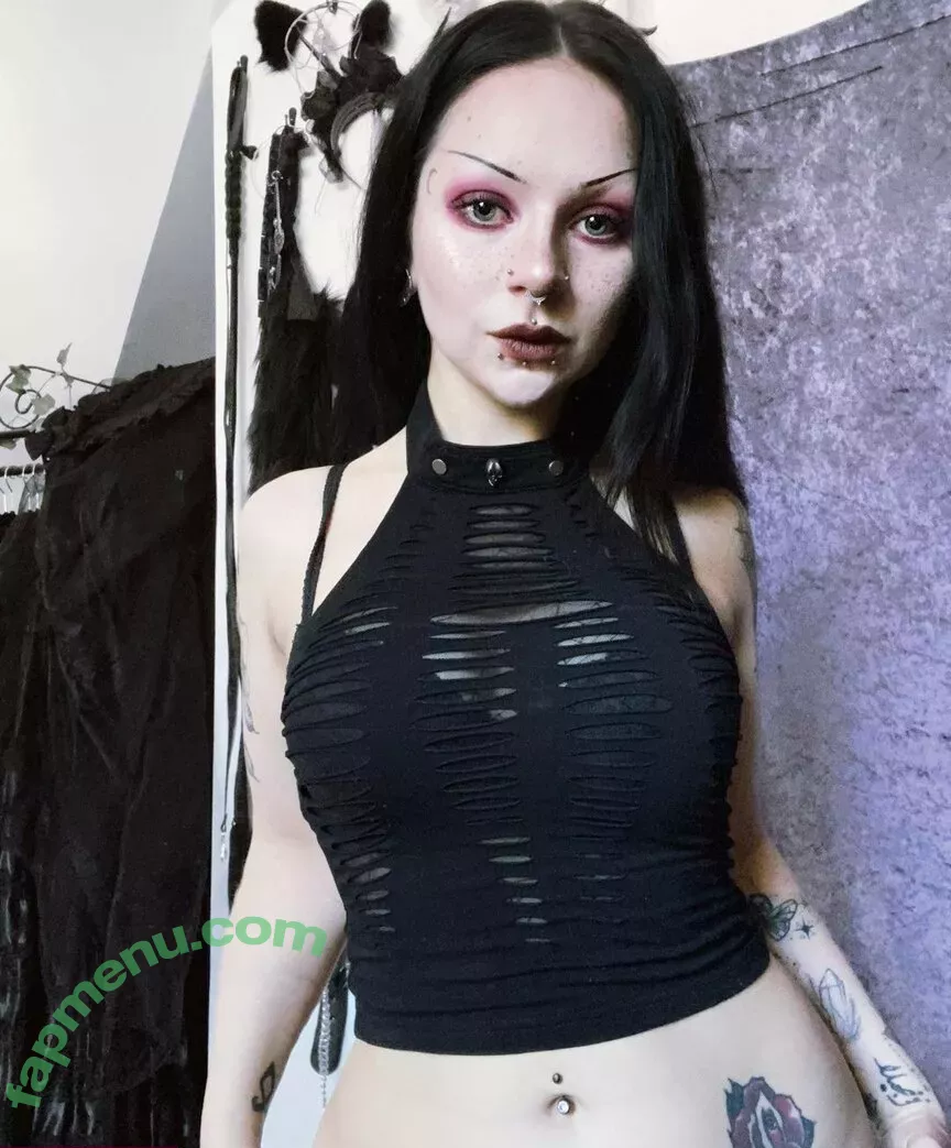 NevernaNoir nude photo #0001 (Mygothpersonality)