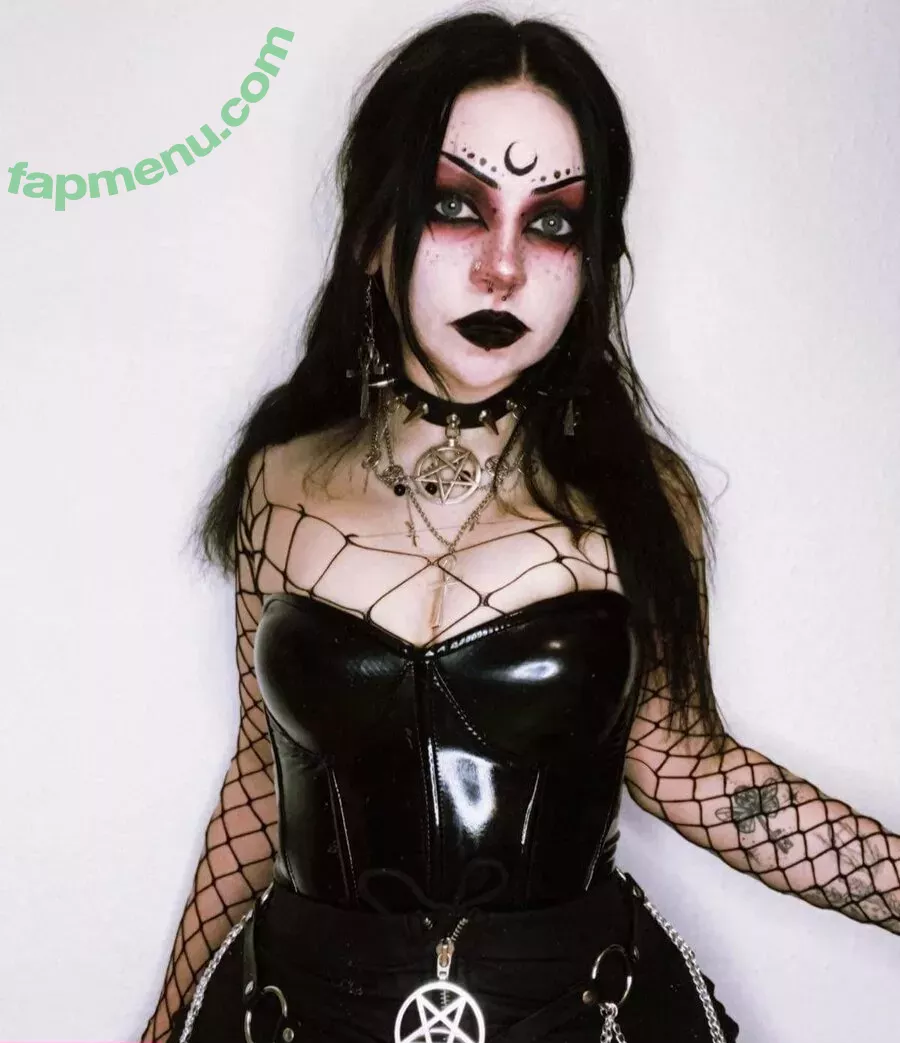 NevernaNoir nude photo #0011 (Mygothpersonality)