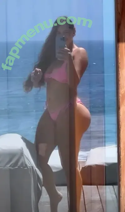 Newbrazi nude photo #0021 (Leandra)