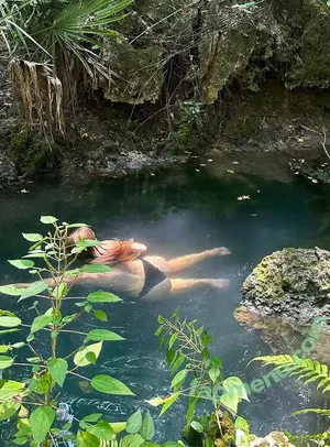 newtelie / natalieunderwater nude photo #0001