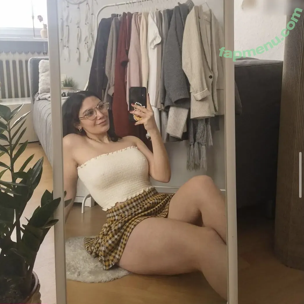 Neyhr aka lanathicc nude photo #0036 (Neyhr aka lanathicc)
