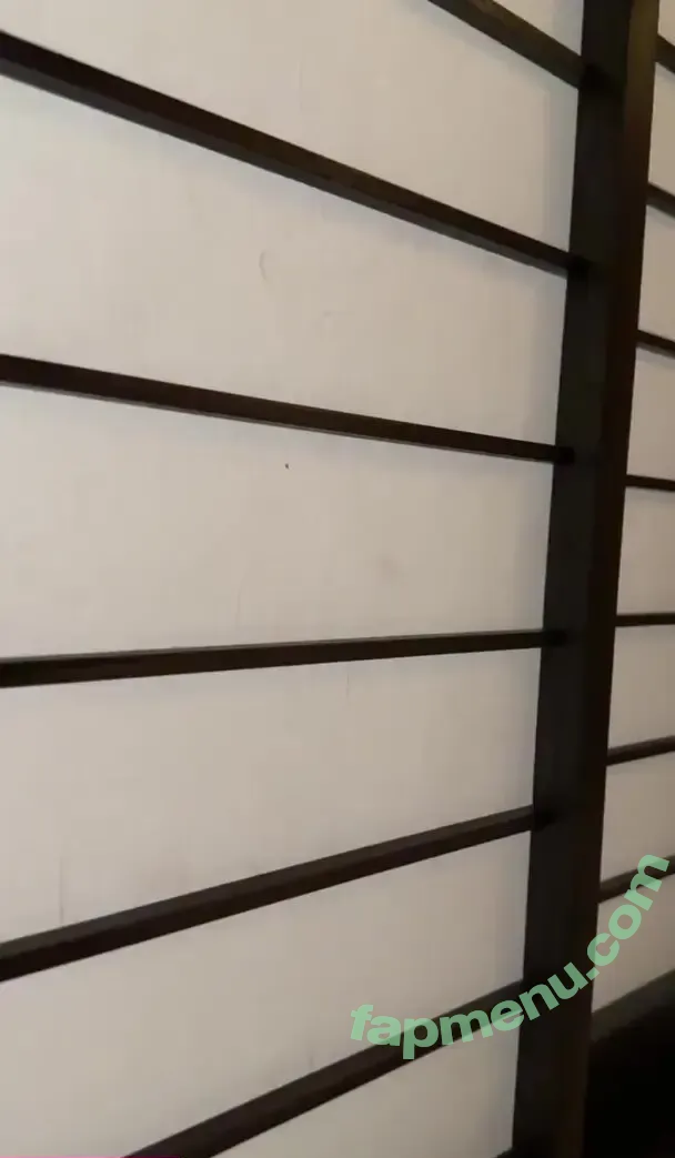 Neyrodesu nude photo #0099 (Neyrodesu)