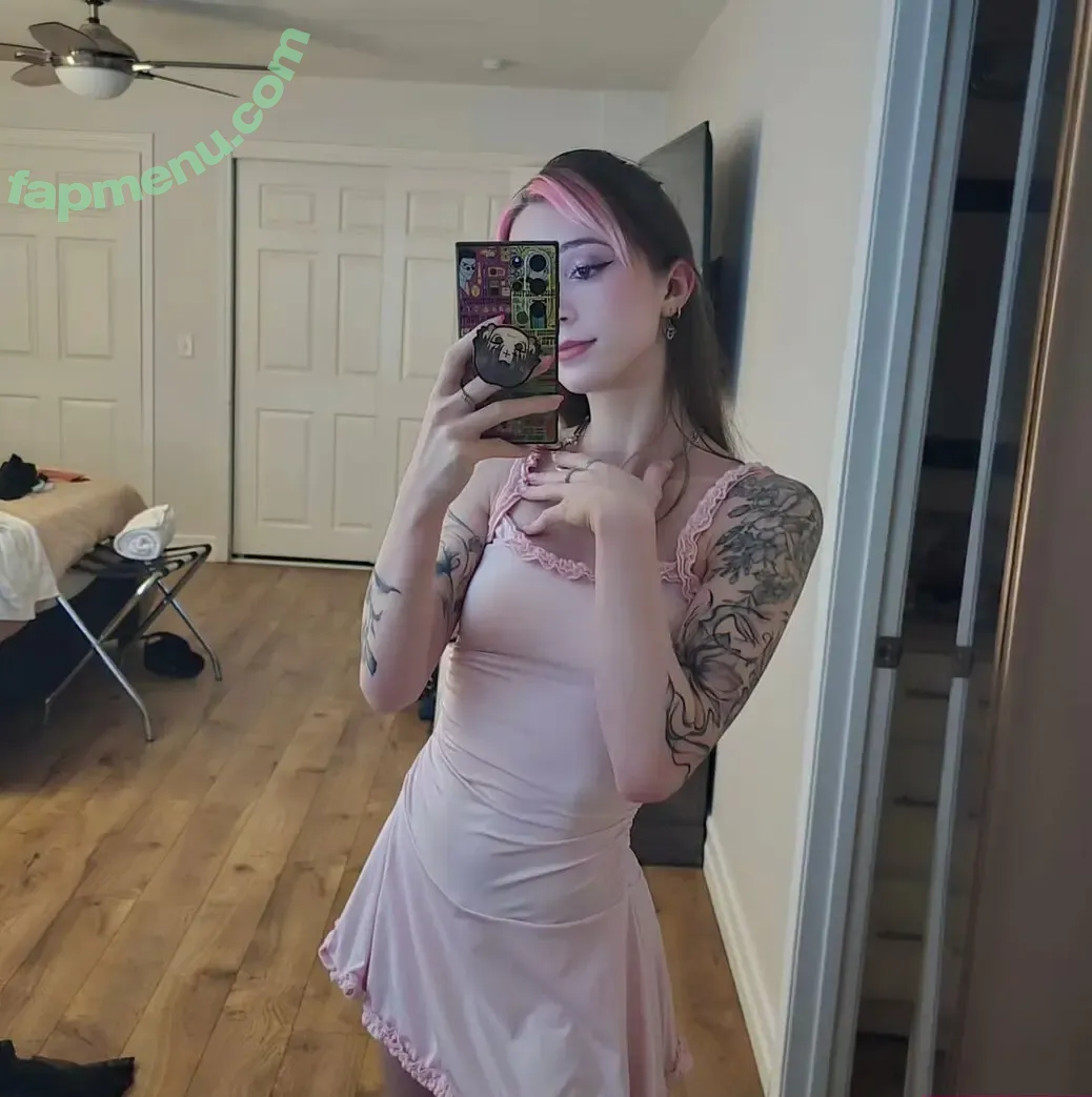 Nezba.exe nude photo #0057 (Nezba / neessba / nezba_exe)