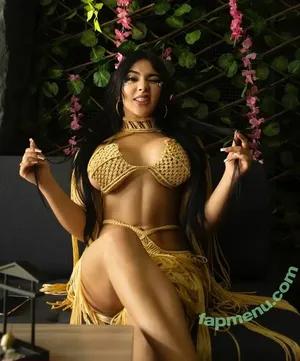 NezukoBaby.xoxo / nezuko.xoxo / reel nude photo #0167