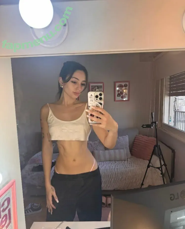 Ángeles Watters nude photo #0003 (ang.watters / fatalfemmee)