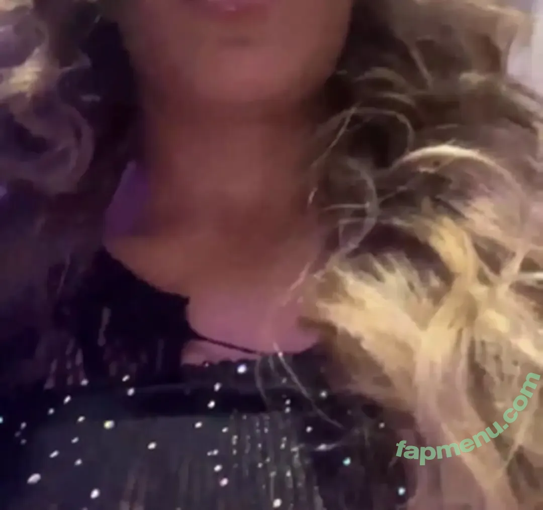 Nhooph Al-Areebi nude photo #0001 (Aliyah / nhooph_alareebi)