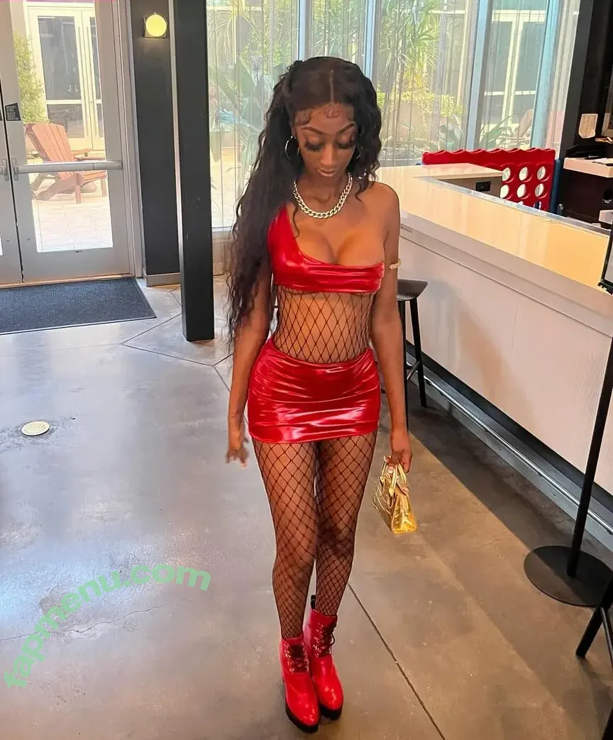 Nia Bia nude photo #0004 (nia_gibson)