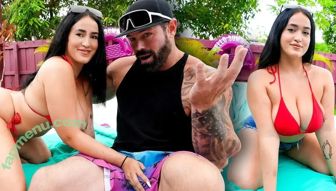 Nia Bleu nude photo #0182 (champagne.pocky / niableuofficial / niableuxo)