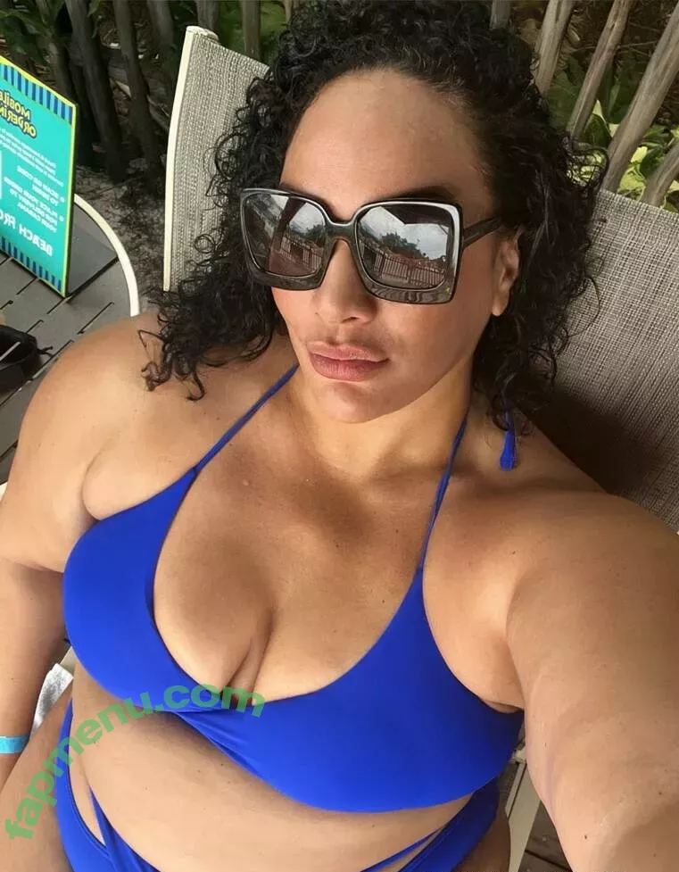 Nia Jax-Lina Fanene nude photo #0020 (LinaFanene)